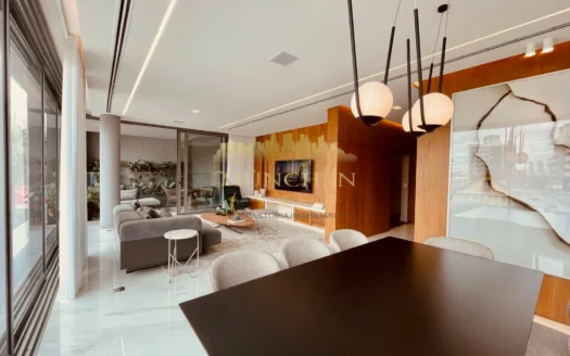 Apartamento Alto Padrão, Casa Batel