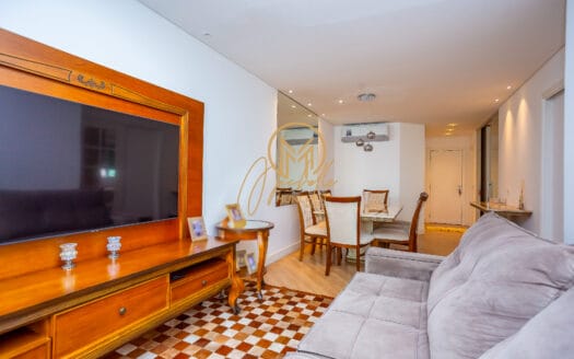 Apartamento no Alto da XV Mobiliado com 3 Suítes – Porteira fechada